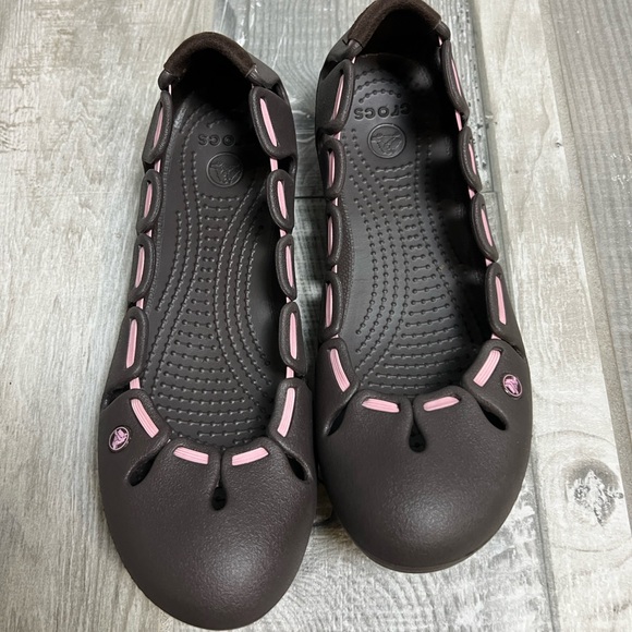 Crocs Springi CROCS | Shoes | Crocs Springi Stretch Espresso Slip On Ballet Flats ...